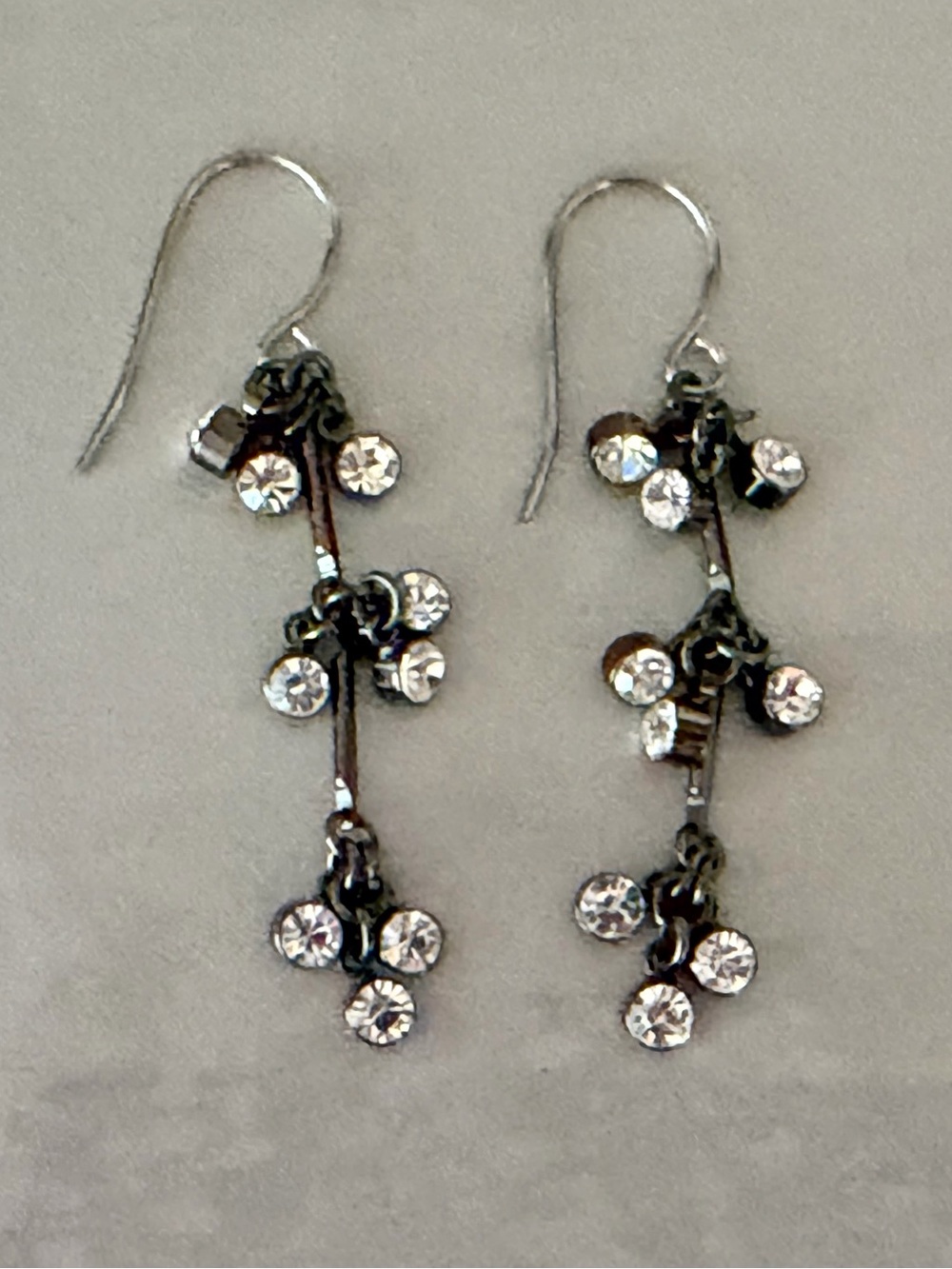 Romantic Vintage Dark Silvertone Clear Crystal Cluster Drop Feminine Earrings